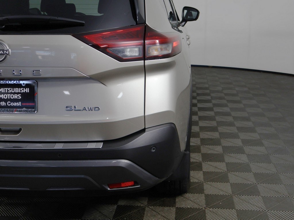 2023 Nissan Rogue SL Image 48 of 54