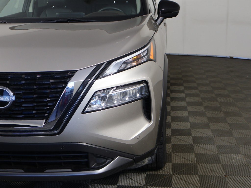 2023 Nissan Rogue SL Image 45 of 54