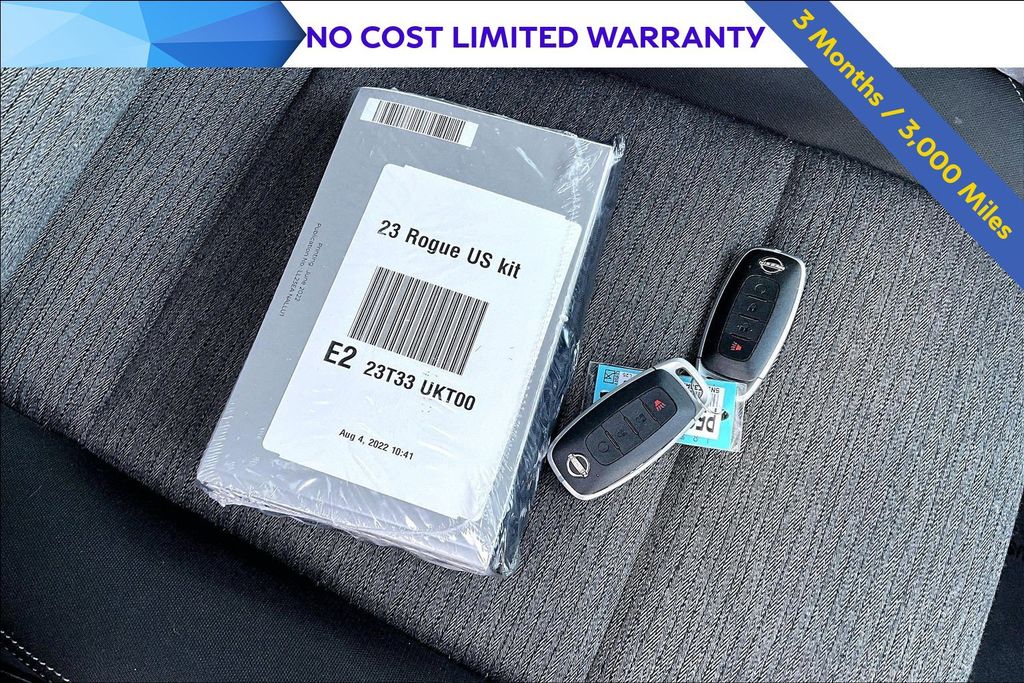 2023 Nissan Rogue SV Image 24 of 33