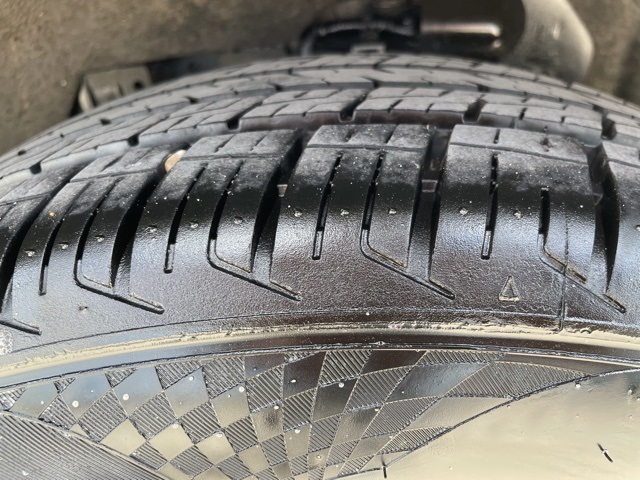 Vehicle image 20 of 21