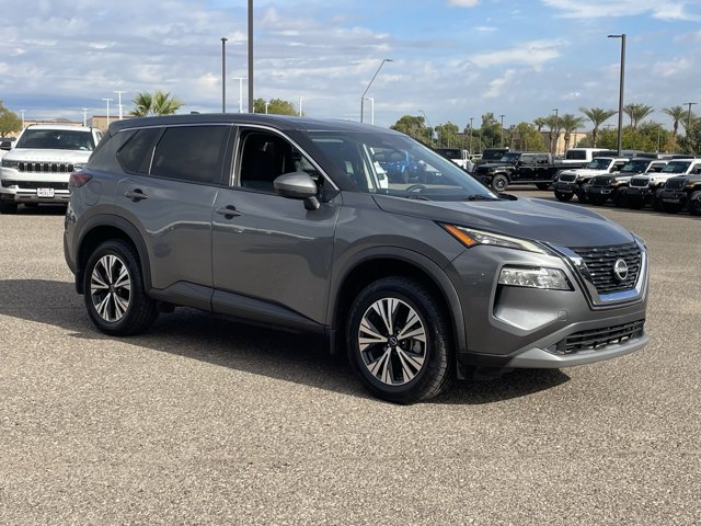 2023 Nissan Rogue SV Image 3 of 31