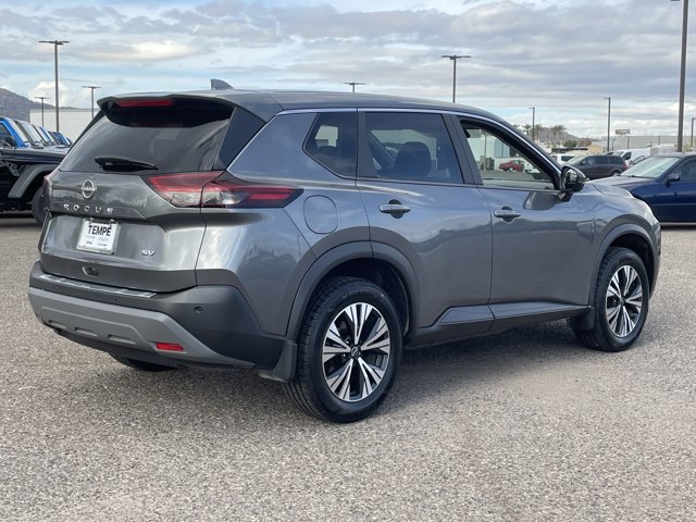 2023 Nissan Rogue SV Image 5 of 31