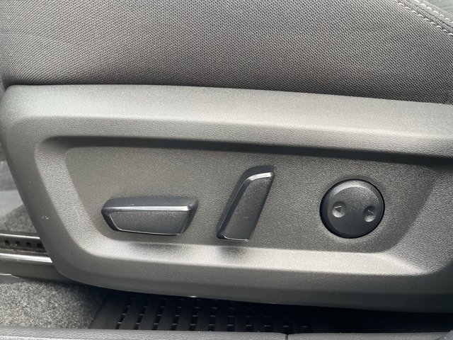 2023 Nissan Rogue SV Image 29 of 31