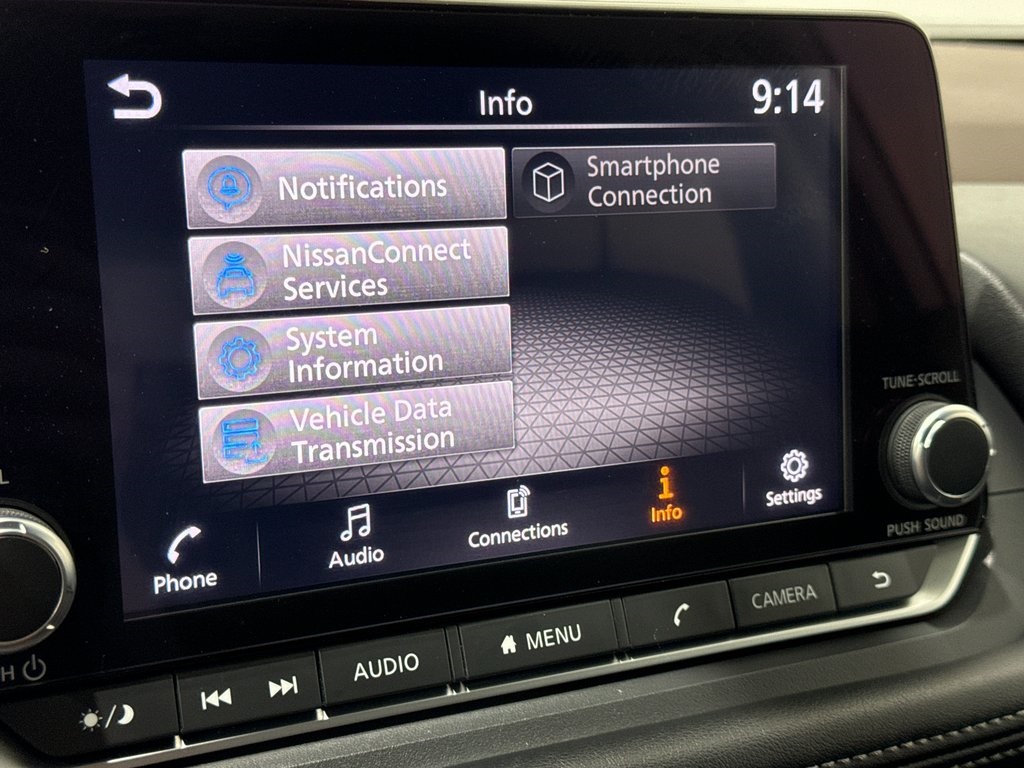 Vehicle image 31 of 44