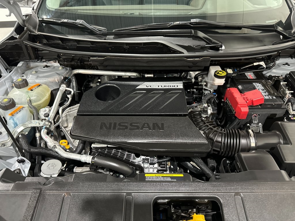 Vehicle image 15 of 44