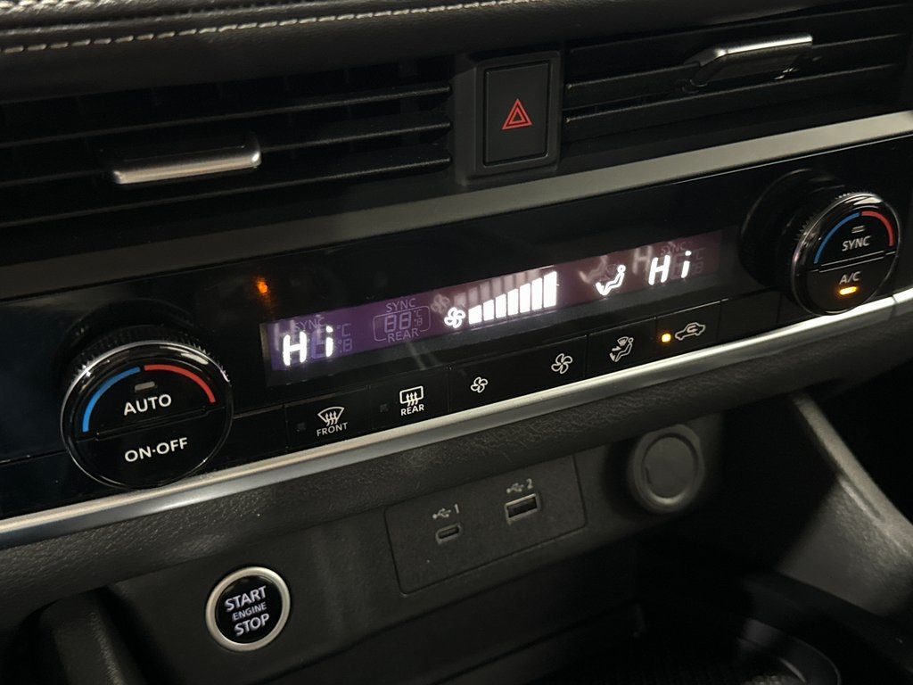 Vehicle image 36 of 44