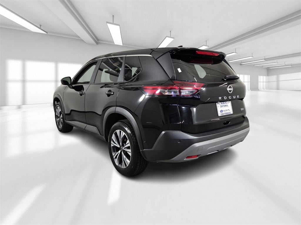 Vehicle image 5 of 32