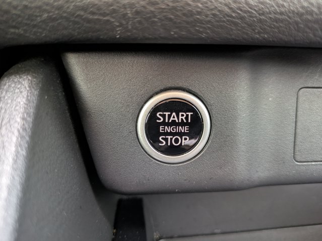 2023 Nissan Rogue SV Image 27 of 36