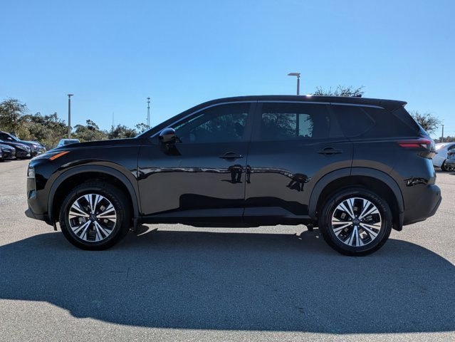 2023 Nissan Rogue SV Image 9 of 36