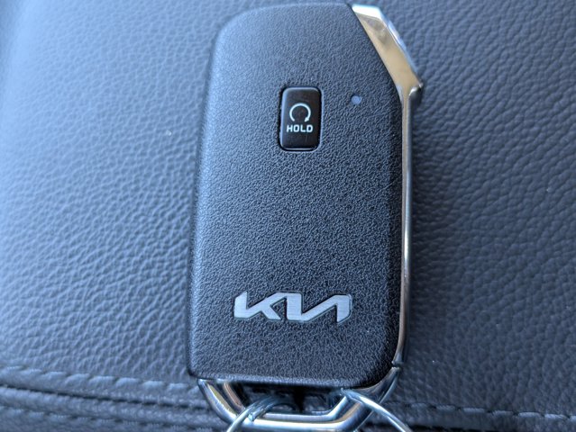 2023 Nissan Rogue SV Image 24 of 36