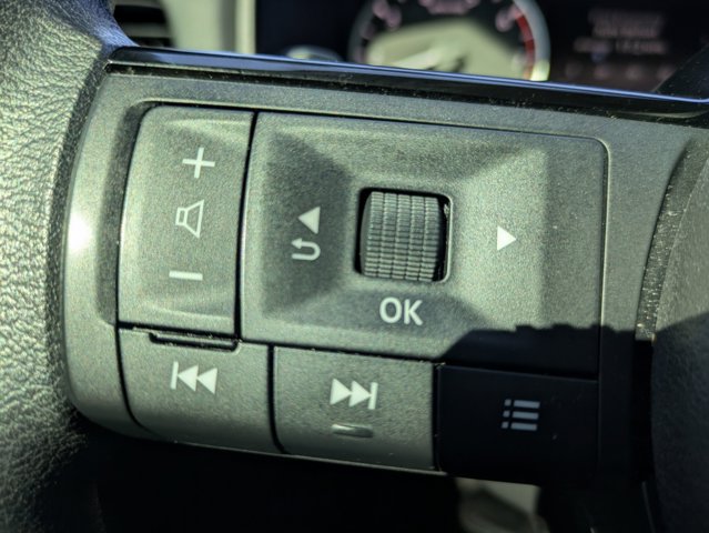 2023 Nissan Rogue SV Image 34 of 36