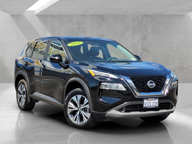 2023 Nissan Rogue SV Image 3 of 27
