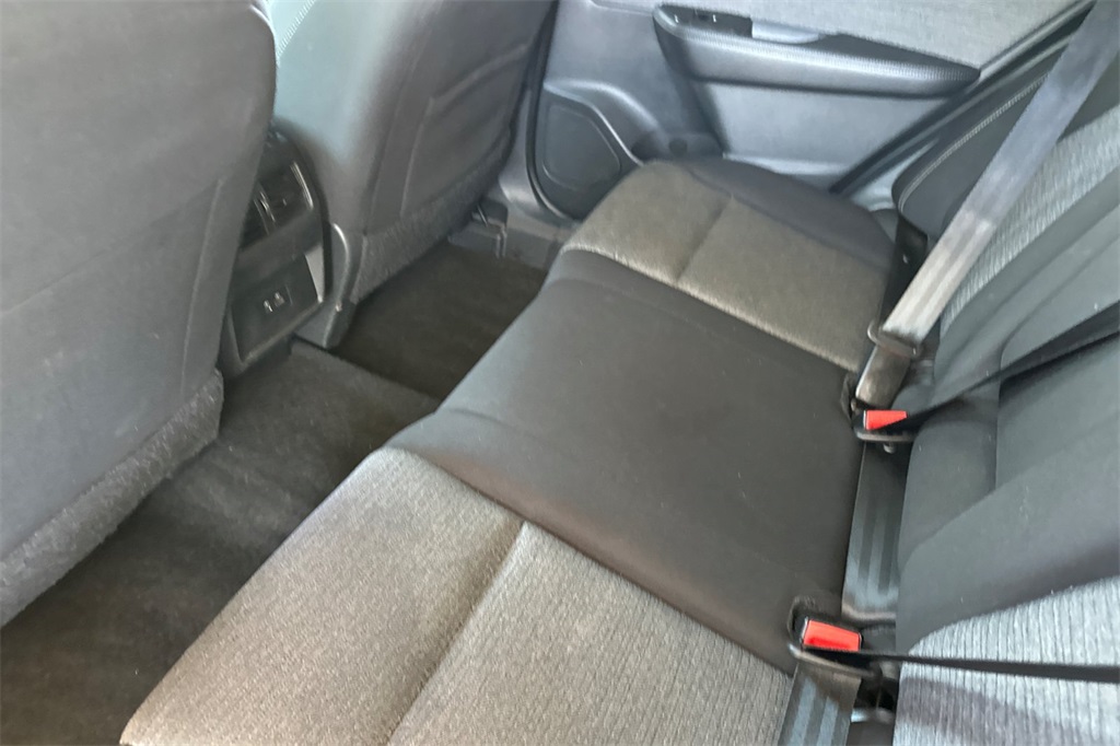 2023 Nissan Rogue SV Image 14 of 48