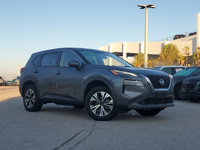Vehicle image 9 of 33