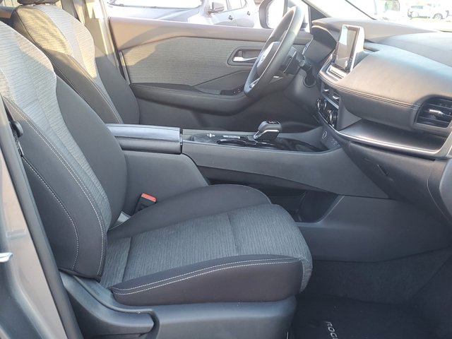Vehicle image 32 of 33