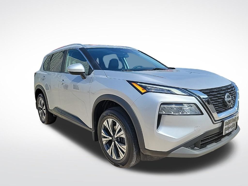 2023 Nissan Rogue SV Image 3 of 32