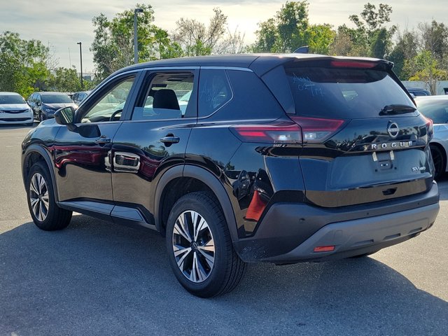 Vehicle image 7 of 31