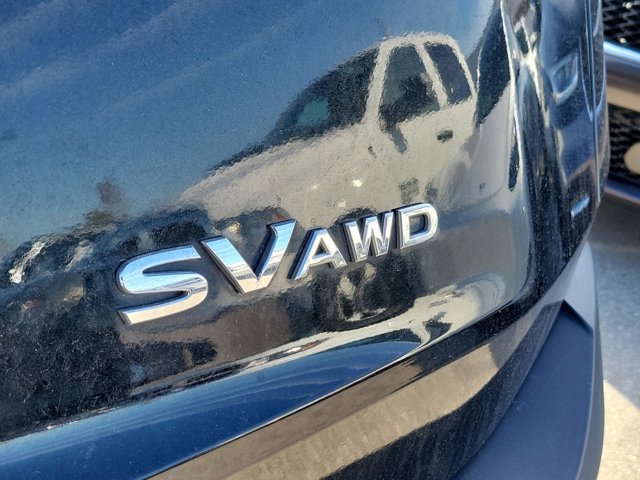 Vehicle image 12 of 31