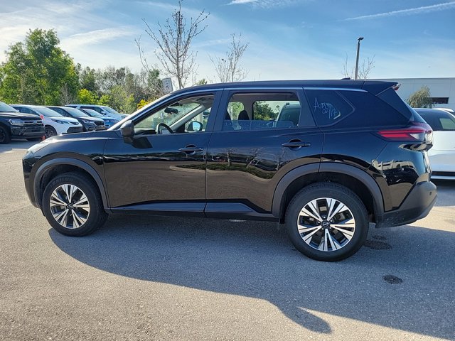 Vehicle image 8 of 31