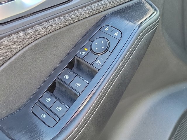 Vehicle image 22 of 31