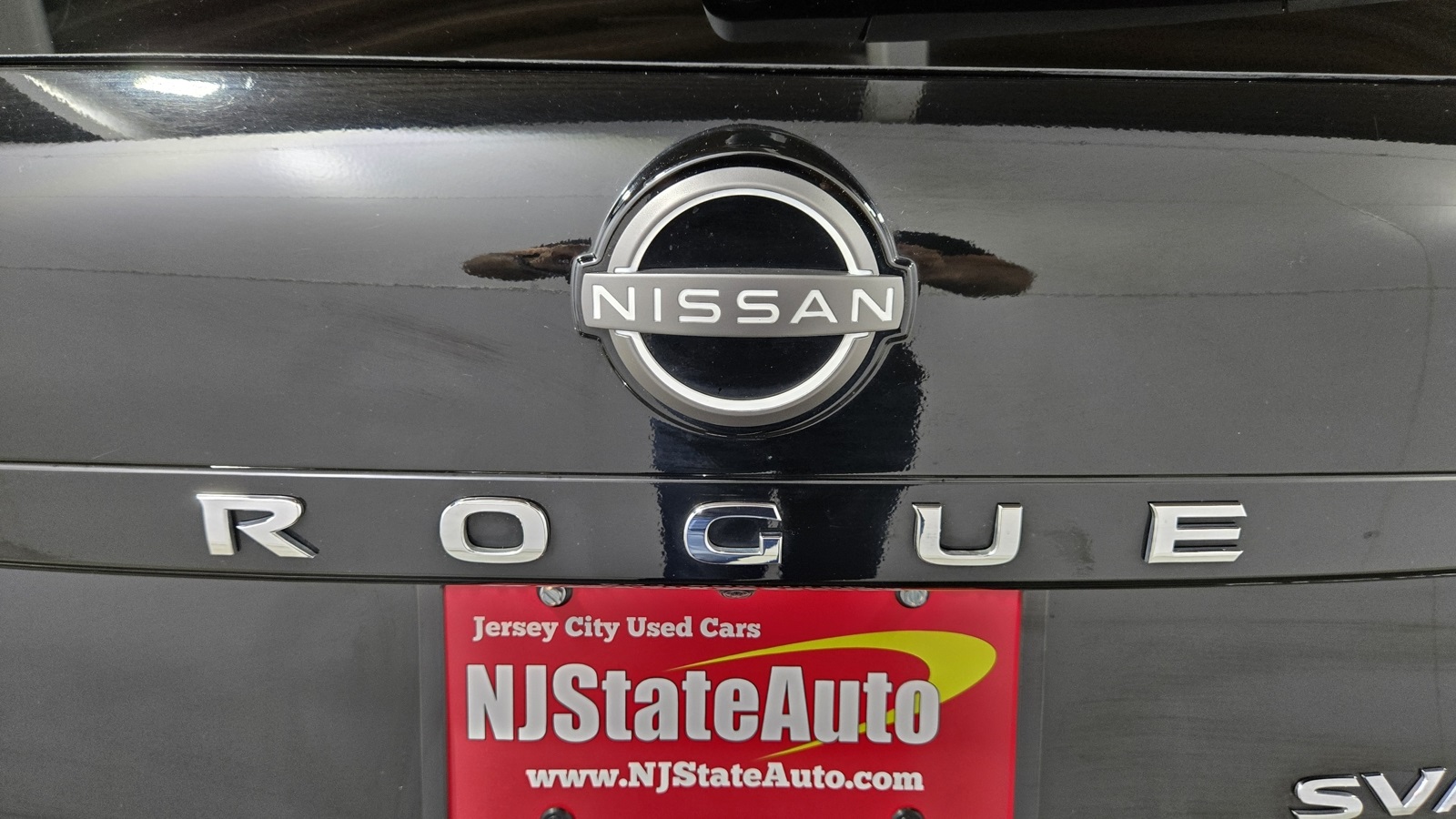 2023 Nissan Rogue SV Image 26 of 32