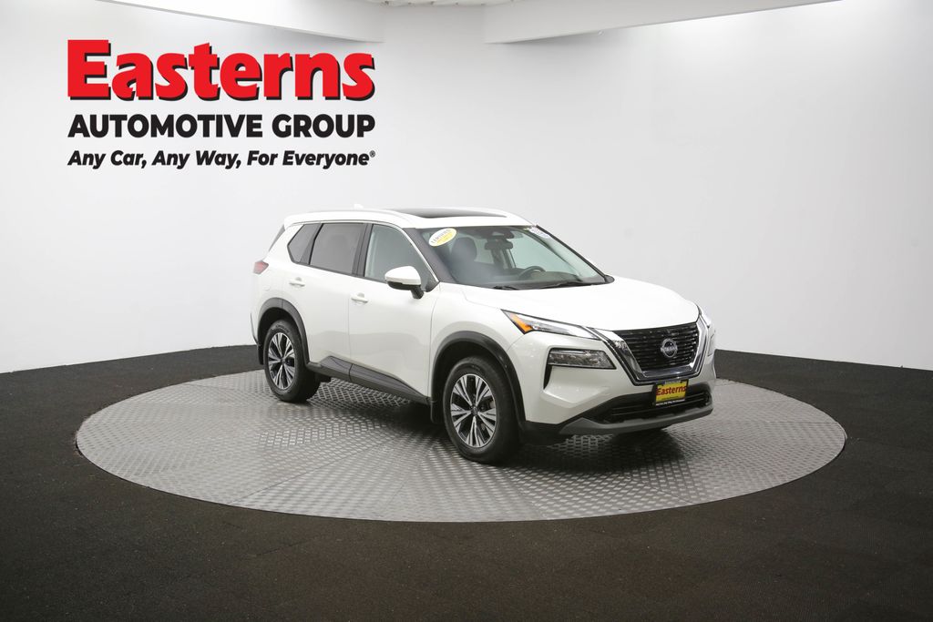 2023 Nissan Rogue SV Image 10 of 67