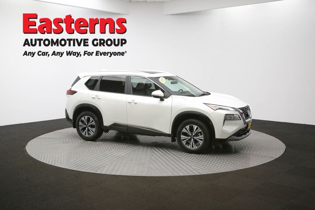 2023 Nissan Rogue SV Image 11 of 67