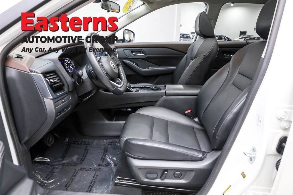 2023 Nissan Rogue SV Image 47 of 67