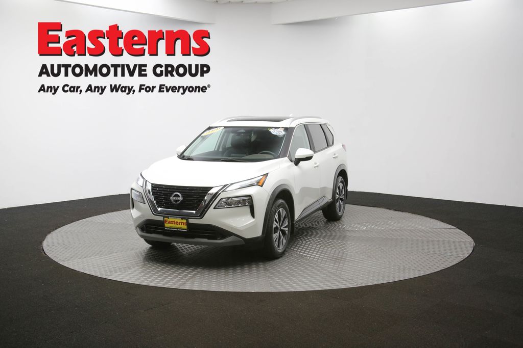 2023 Nissan Rogue SV Image 2 of 67