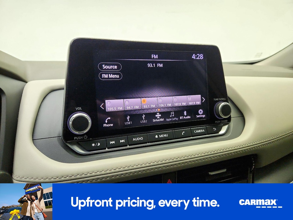 2023 Nissan Rogue SV Image 16 of 26