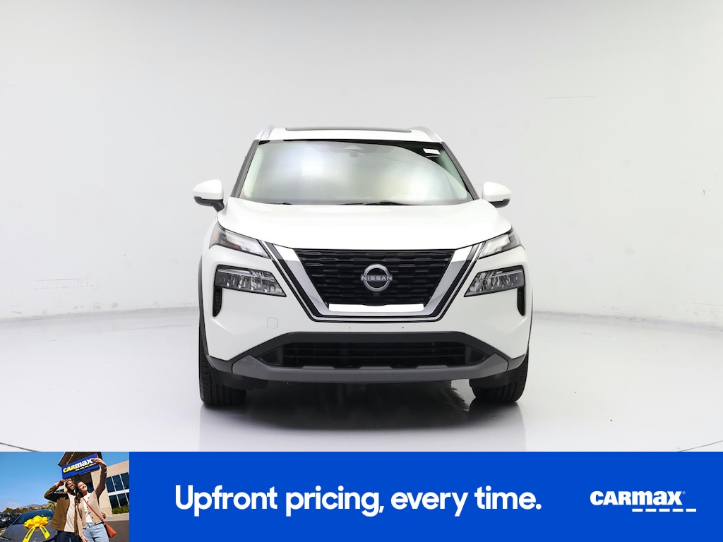 2023 Nissan Rogue SV Image 2 of 26