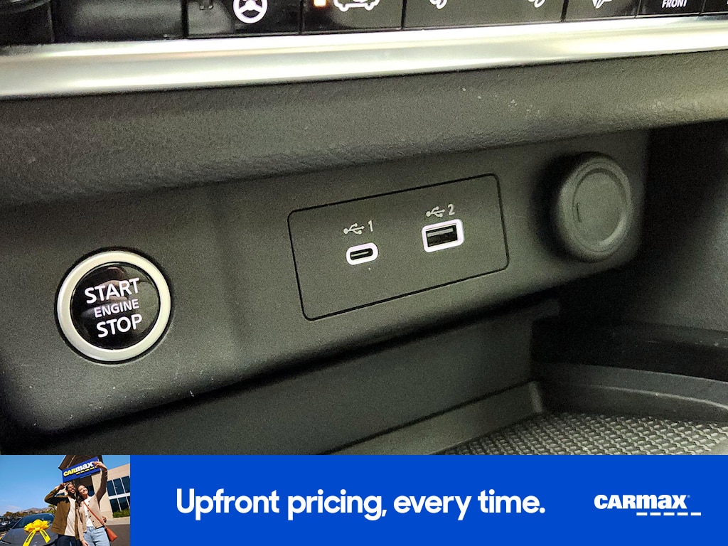 2023 Nissan Rogue SV Image 25 of 26