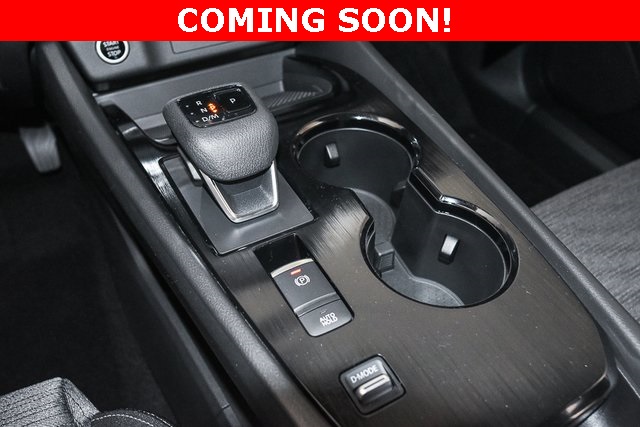 2023 Nissan Rogue SV Image 32 of 38