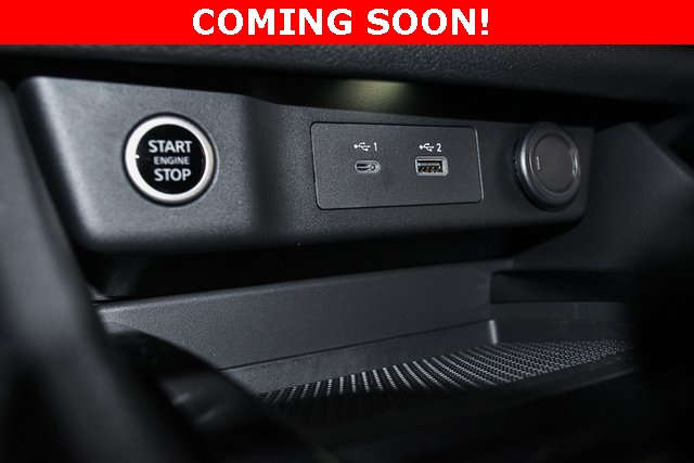 2023 Nissan Rogue SV Image 24 of 38