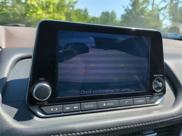 Vehicle image 22 of 37