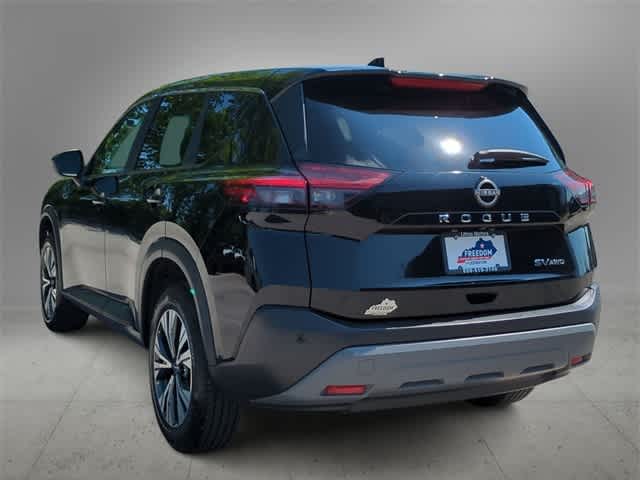 Vehicle image 8 of 37