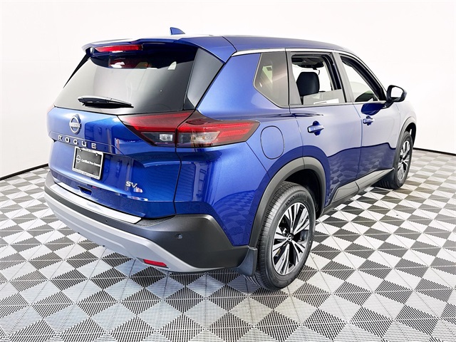 2023 Nissan Rogue SV Image 4 of 34