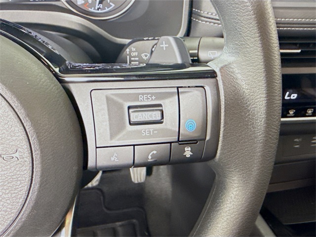 2023 Nissan Rogue SV Image 32 of 34