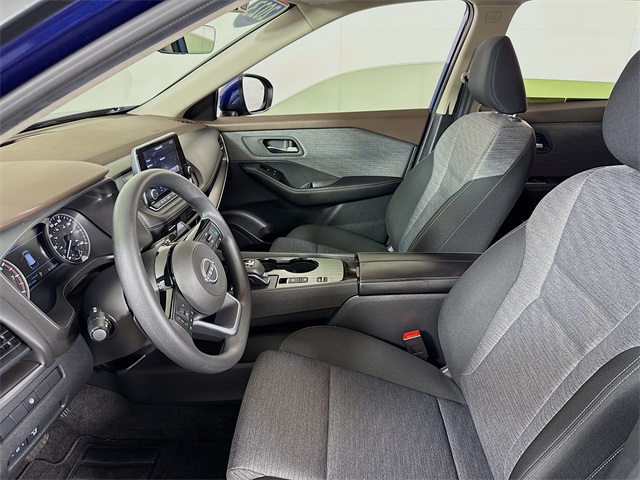 2023 Nissan Rogue SV Image 20 of 34