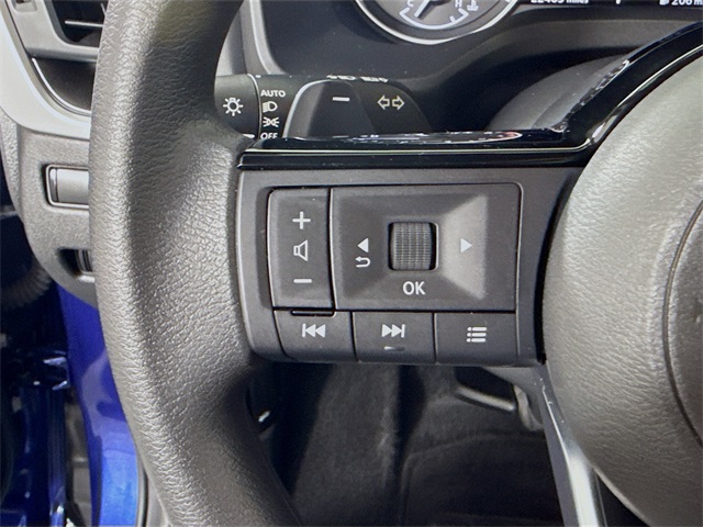 2023 Nissan Rogue SV Image 31 of 34