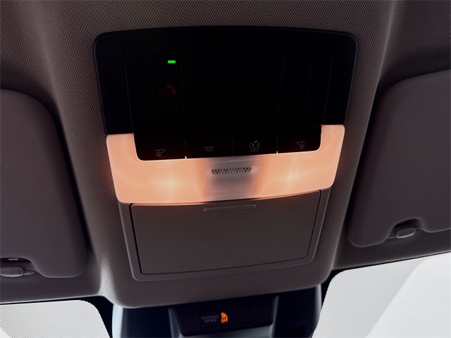 2023 Nissan Rogue SV Image 34 of 34