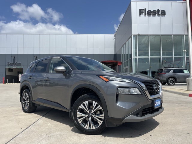 Vehicle image 3 of 21