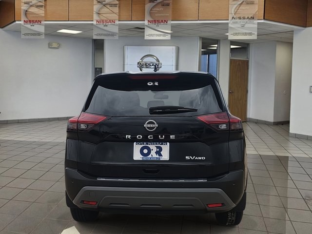 Vehicle image 7 of 23