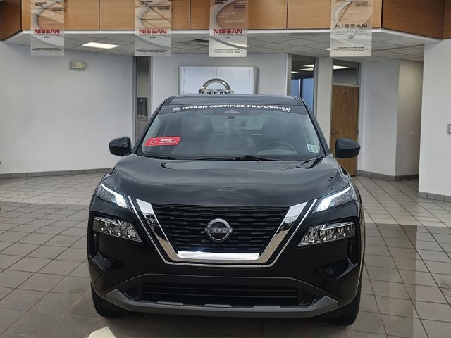 Vehicle image 3 of 23