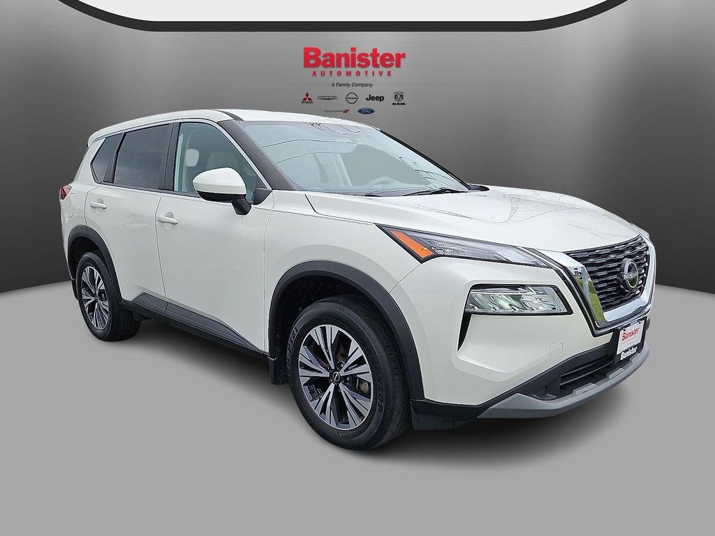 2023 Nissan Rogue SV Image 3 of 32