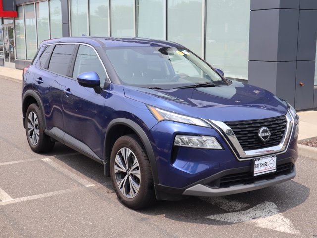2023 Nissan Rogue SV Image 4 of 34