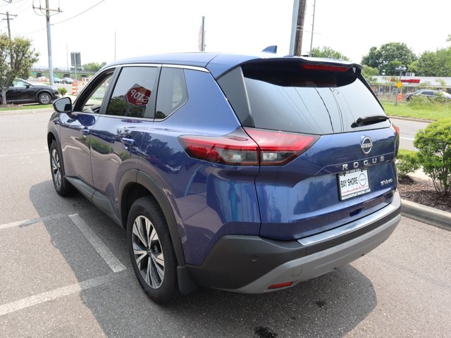 2023 Nissan Rogue SV Image 9 of 34