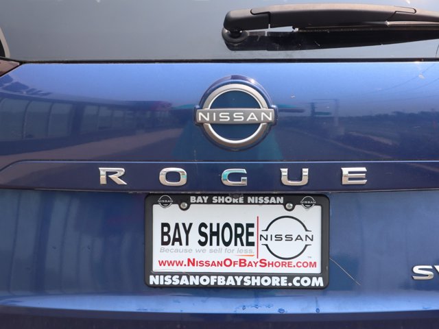 2023 Nissan Rogue SV Image 33 of 34