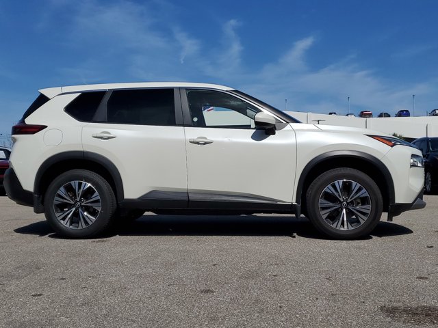 Vehicle image 7 of 33