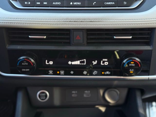 2023 Nissan Rogue SV Image 35 of 45